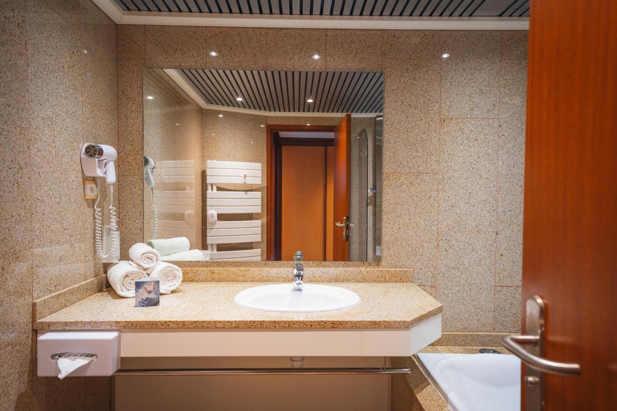 Hotel Spa Du Beryl St Brevin L'Ocean Saint-Brevin-les-Pins Εξωτερικό φωτογραφία